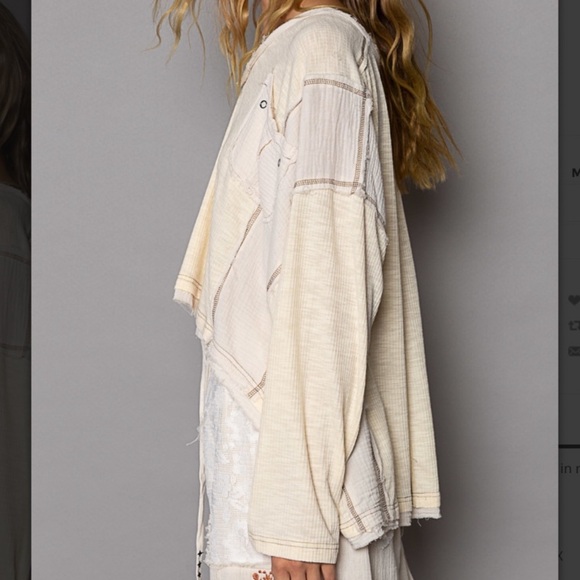 POL V-Neck Ribbed & Double Gauze Oversized Top - Picture 4 of 13